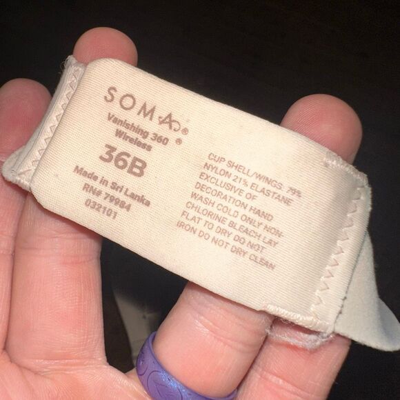 Soma nude comfortable 36B Vanishing 360 wireless bra - Picture 3 of 3